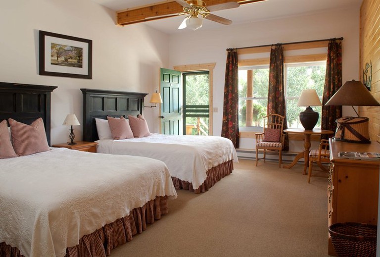 A look into the accommodations at 4UR Ranch | Colorado Ranch